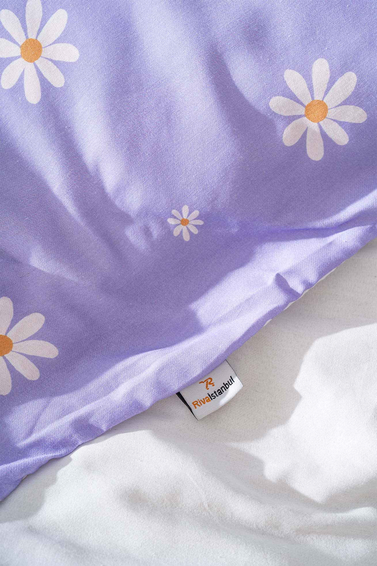 Purple Daisy Polycotton Double Size Duvet Cover Set, Zipper, 200×215 cm, 3-Piece