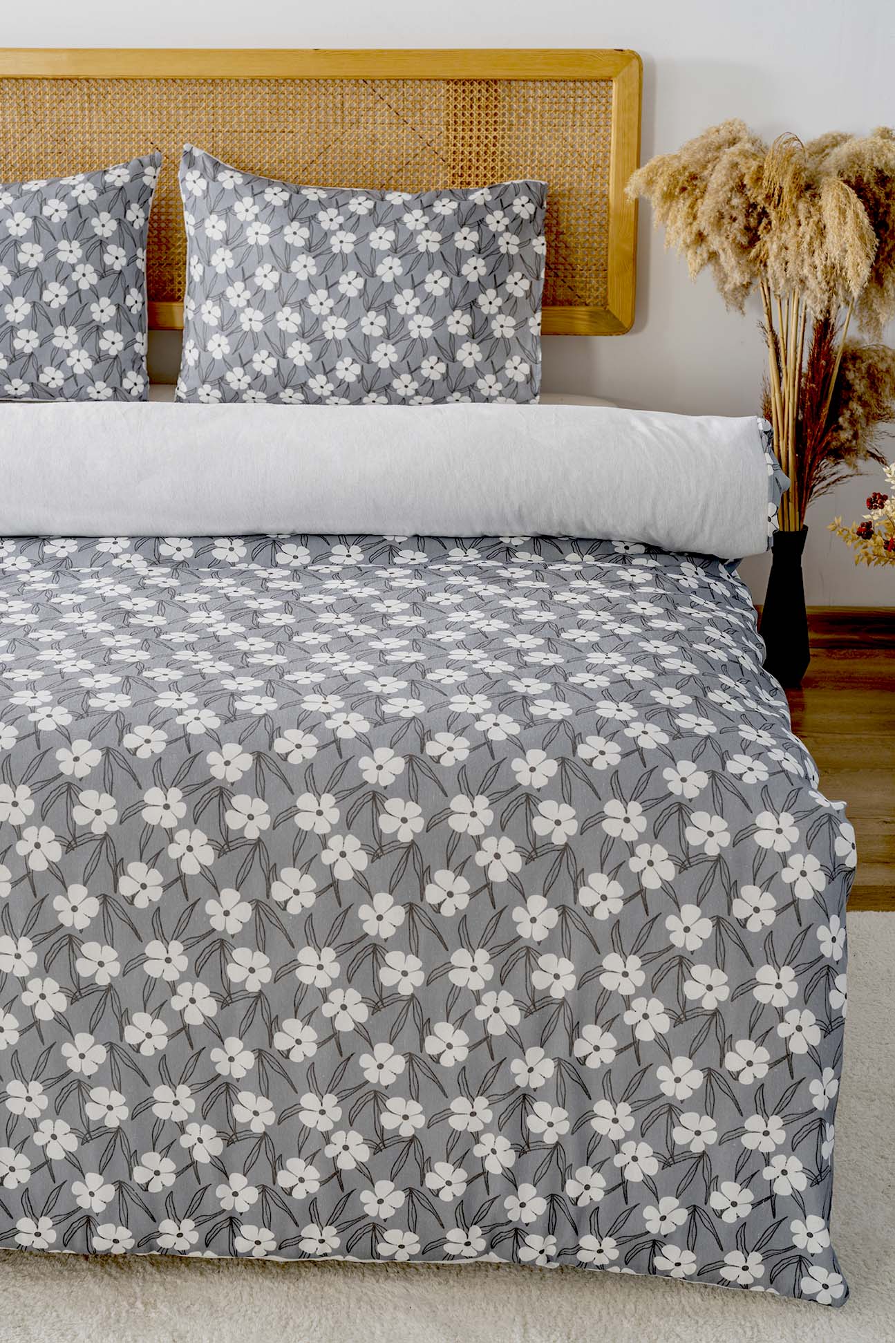 Henna Grey Polycotton Double Size Duvet Cover Set, Zipper, 200×215 cm, 3-Piece